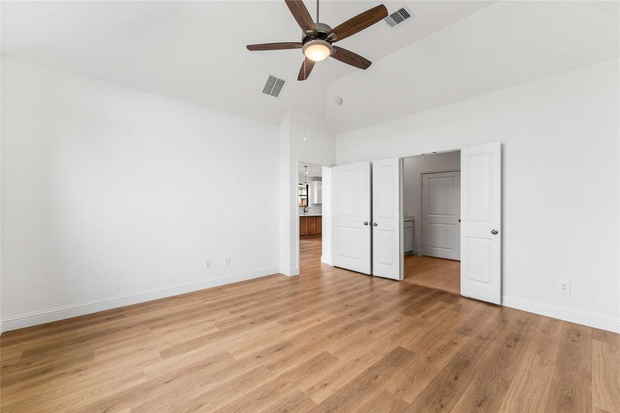 Spacious, unfurnished interior of a new home in Elyson, Katy (Image 20). Spacious, unfurnished interior of a new home in Elyson, Katy (Image 20).