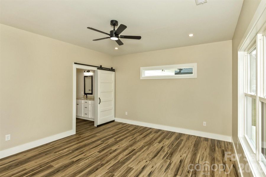 Spacious, unfurnished interior of a new home in , Clyde (Image 26). Spacious, unfurnished interior of a new home in , Clyde (Image 26).