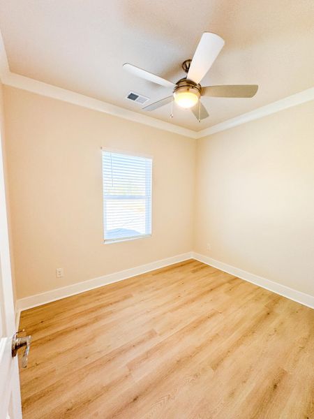 Spacious, unfurnished interior of a new home in , Walterboro (Image 10).