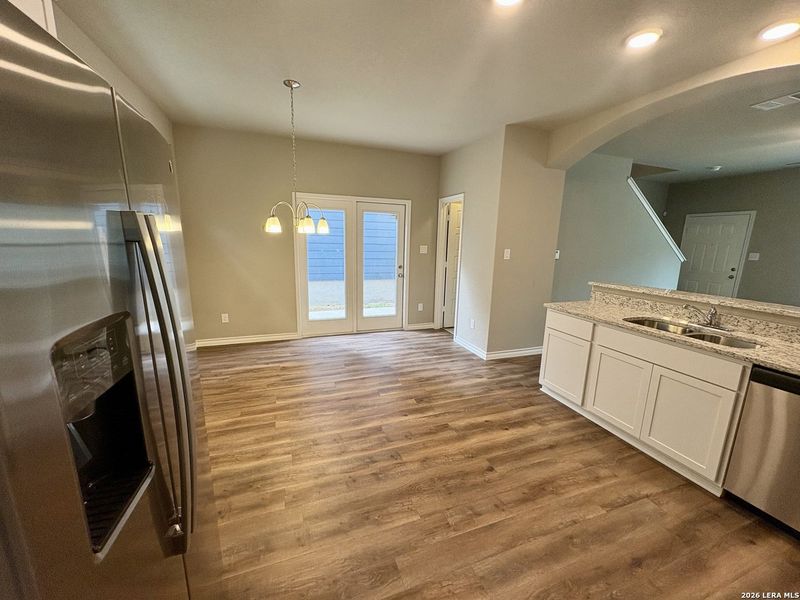 Spacious, unfurnished interior of a new home in , San Antonio (Image 8).