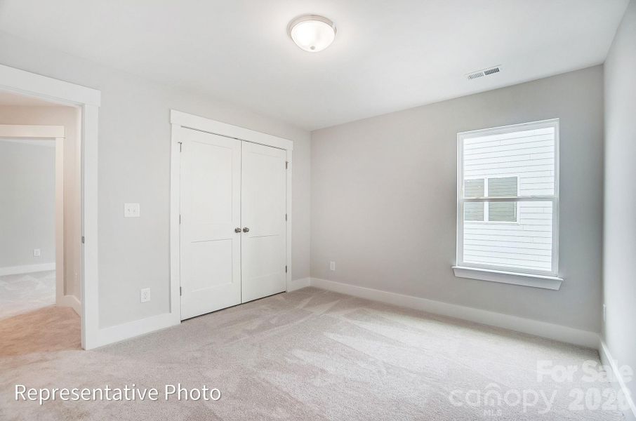 Spacious, unfurnished interior of a new home in Waterford Commons, Rock Hill (Image 20).