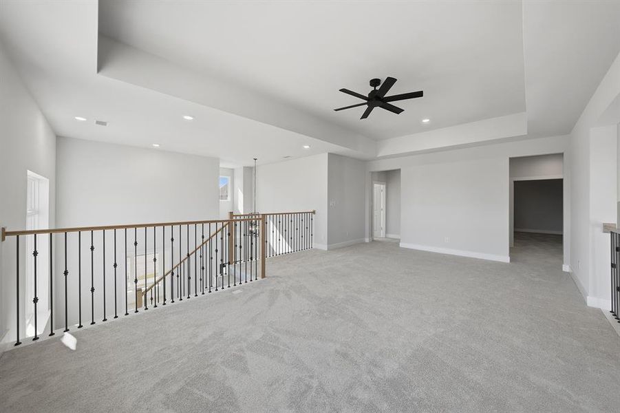 Spacious, unfurnished interior of a new home in Quail Hollow, Rockwall (Image 31).