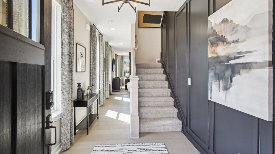 Interior entry with access to staircase