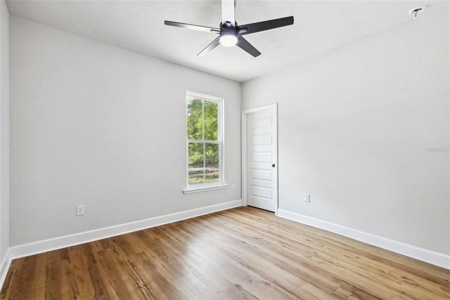 Spacious, unfurnished interior of a new home in , Alachua (Image 21).