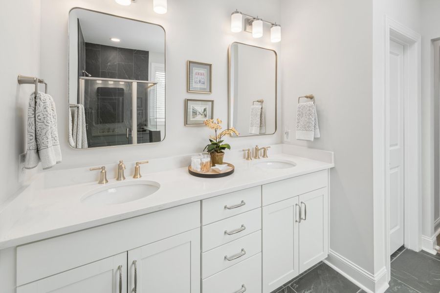 Furnished interior view inside a new home in , Hollywood (Image 35).