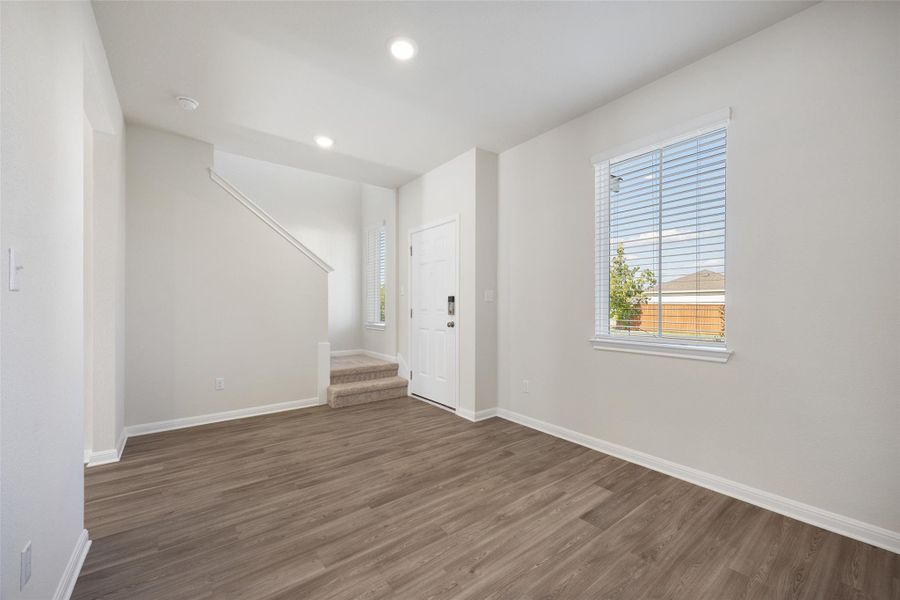 Spacious, unfurnished interior of a new home in Avery Centre, Round Rock (Image 22).