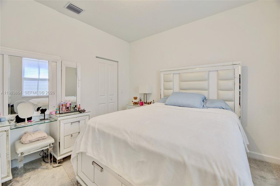 Furnished interior view inside a new home in , Coral Springs (Image 16).