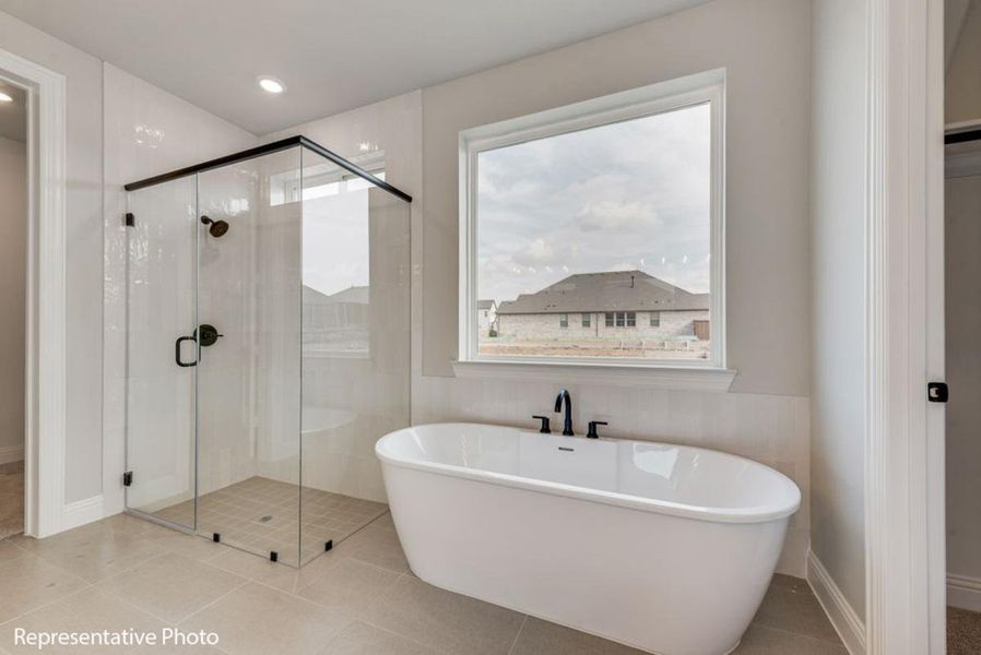 Representative furnished interior of a home built from the Grand Falls by Grand Homes in Monterra, Fate (Image 8).