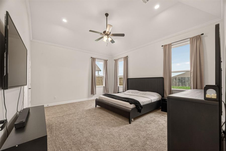 Furnished interior view inside a new home in , Anahuac (Image 9).
