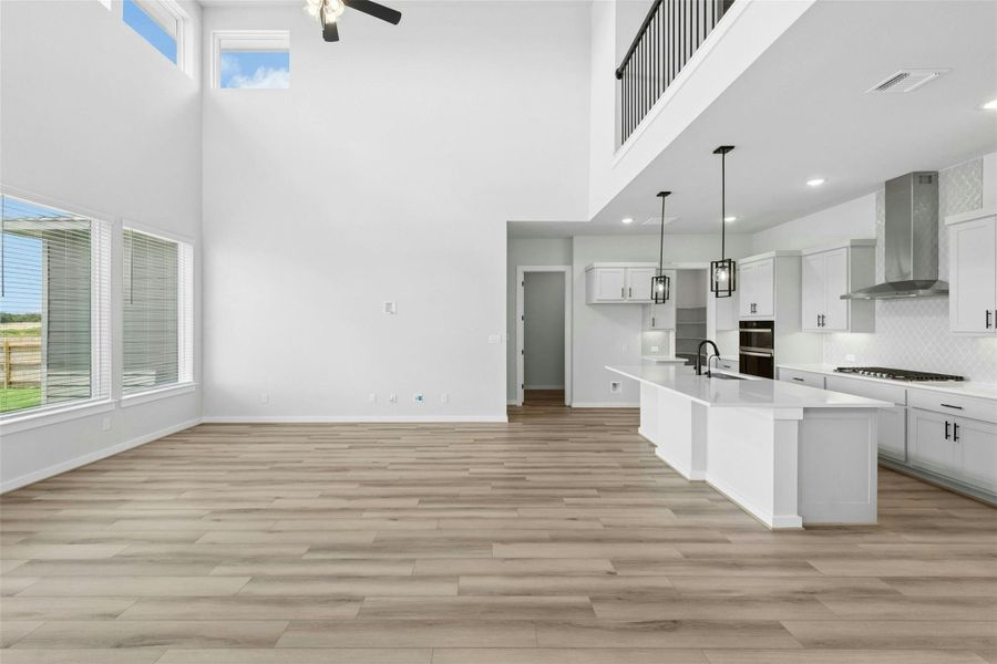 Spacious, unfurnished interior of a new home in East View Farms, Georgetown (Image 33).