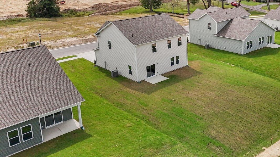 Representative exterior details of a home built from the Radiance by Starlight Homes in Crescent Mills, Wilson's Mills (Image 4).