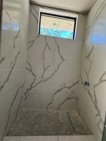 Guest room shower Guest room shower