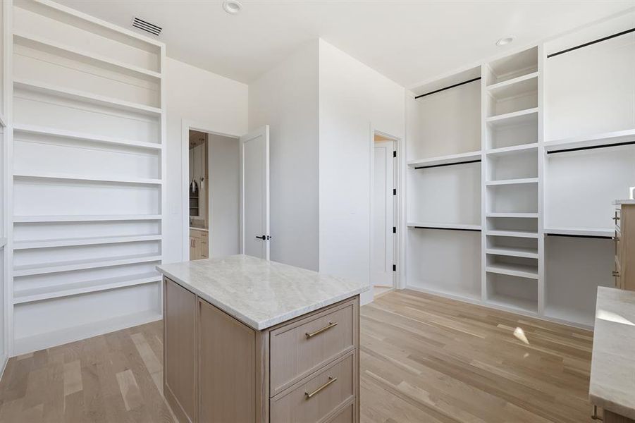 Furnished interior view inside a new home in , Dallas (Image 15).