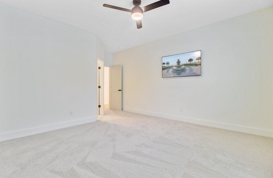 Spacious, unfurnished interior of a new home in , Summerville (Image 35).