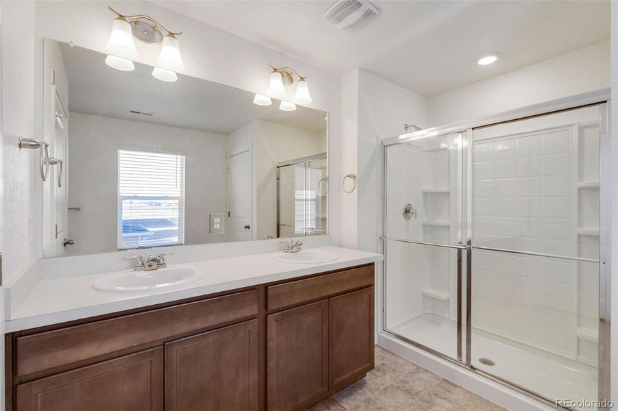 Furnished interior view inside a new home in Trails at Crowfoot, Parker (Image 12). Furnished interior view inside a new home in Trails at Crowfoot, Parker (Image 12).