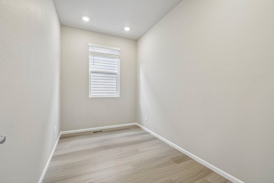 Spacious, unfurnished interior of a new home in Woodrose at Painted Prairie, Aurora (Image 13). Spacious, unfurnished interior of a new home in Woodrose at Painted Prairie, Aurora (Image 13).