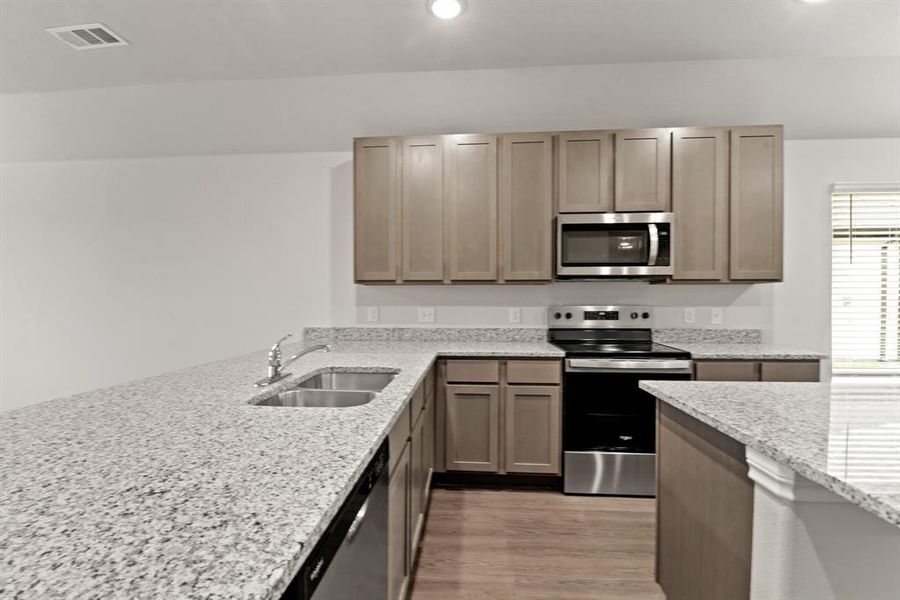 Furnished interior view inside a new home in Deer Creek, Fort Worth (Image 16). Furnished interior view inside a new home in Deer Creek, Fort Worth (Image 16).