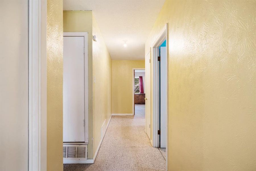 Spacious, unfurnished interior of a new home in , Paris (Image 16). Spacious, unfurnished interior of a new home in , Paris (Image 16).