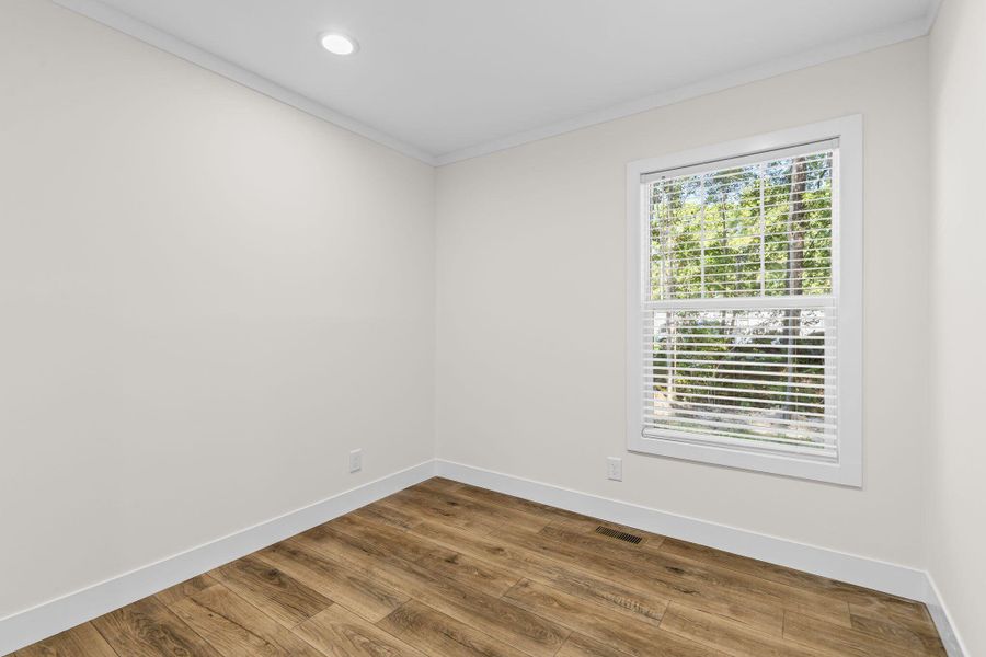 Spacious, unfurnished interior of a new home in , Ravenel (Image 17).