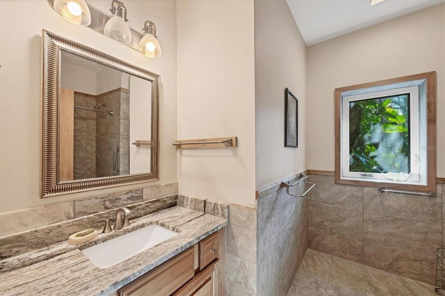 Furnished interior view inside a new home in , Englewood (Image 29).