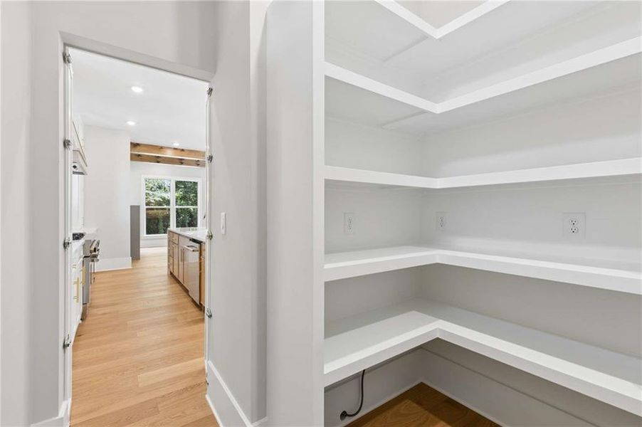 Spacious, unfurnished interior of a new home in , Atlanta (Image 50). Spacious, unfurnished interior of a new home in , Atlanta (Image 50).