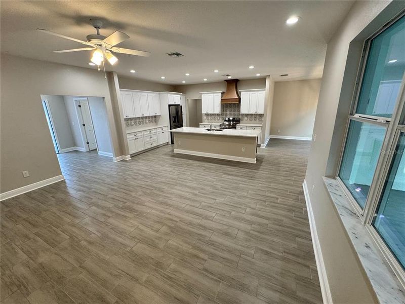 Spacious, unfurnished interior of a new home in , Dade City (Image 19). Spacious, unfurnished interior of a new home in , Dade City (Image 19).