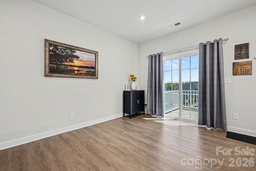 Image 29 of a home in .