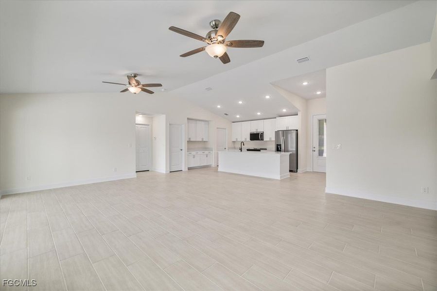 Spacious, unfurnished interior of a new home in Cape Coral, Cape Coral (Image 16). Spacious, unfurnished interior of a new home in Cape Coral, Cape Coral (Image 16).