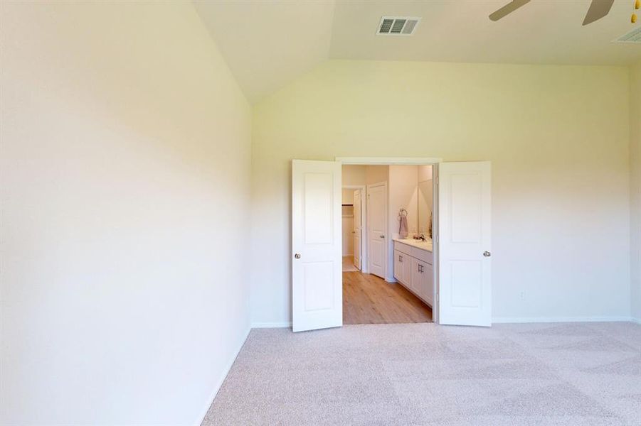 Spacious, unfurnished interior of a new home in Forest Park, Princeton (Image 23). Spacious, unfurnished interior of a new home in Forest Park, Princeton (Image 23).