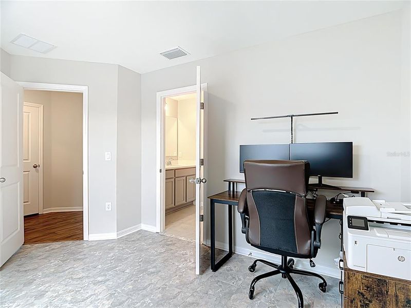 Furnished interior view inside a new home in , Lakeland (Image 40).