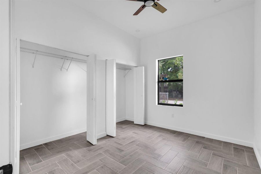 12-web-or-mls-2551NW14th-12
