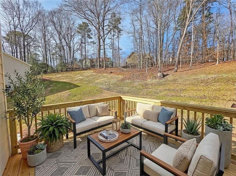Exterior details and patio area of a home in , Gainesville (Image 4).