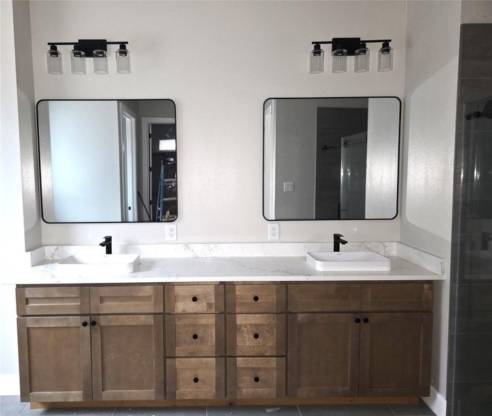 Primary dual vanities