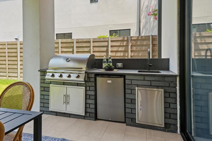 Exterior details and patio area of a home in , Dallas (Image 25).
