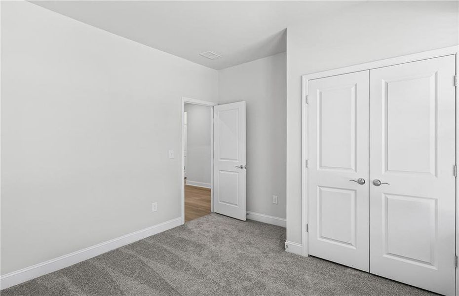 Spacious, unfurnished interior of a new home in Sun City Peachtree, Griffin (Image 11).