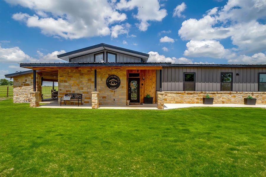 Image 38 of a home in .