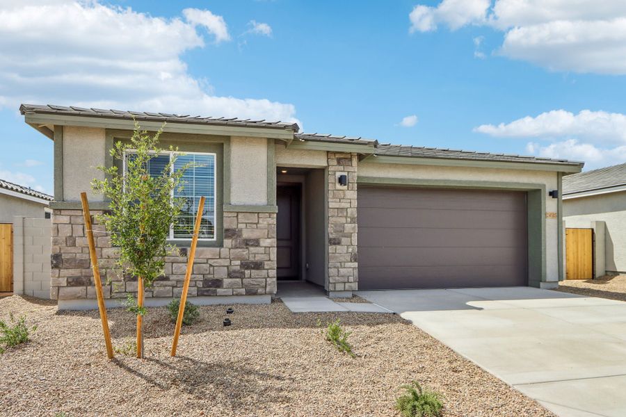 Buckeye, AZ New Home.  - Slide 4