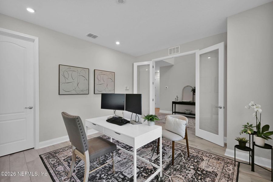 Furnished interior view inside a new home in , Middleburg (Image 9).