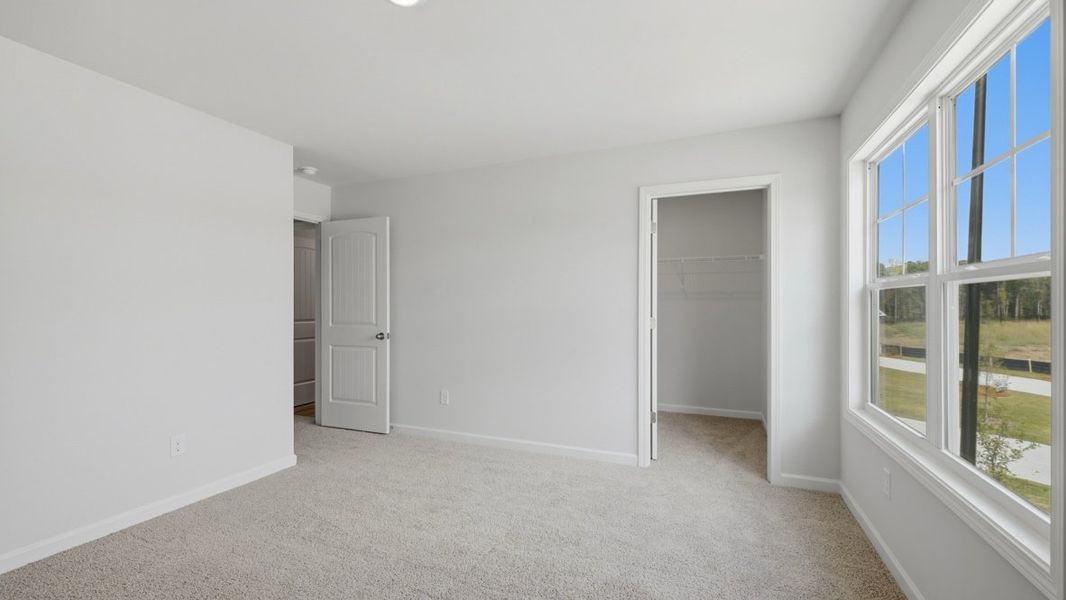 Representative unfurnished interior of a home built from the Belfort by D.R. Horton in Hamptons at Riverwood North, Dallas (Image 26).