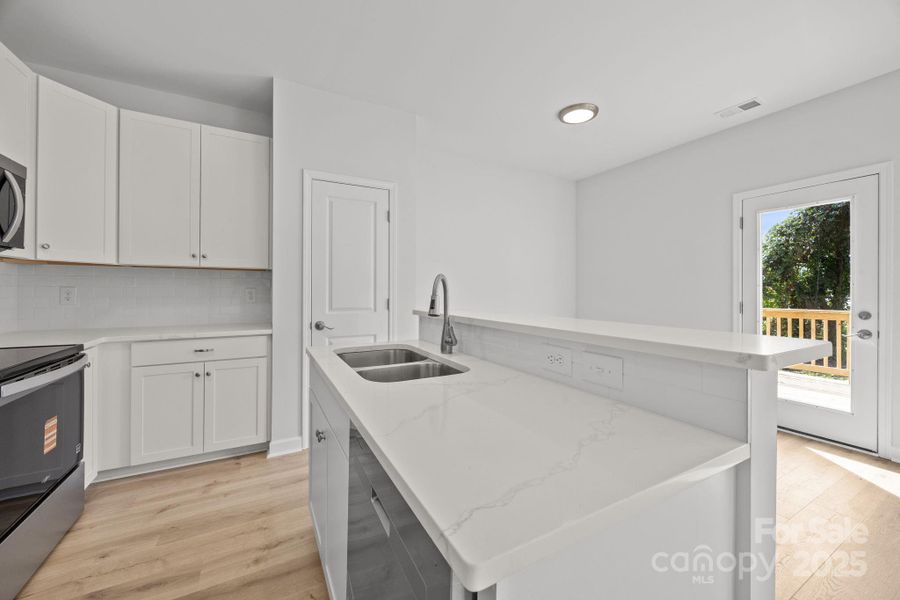 Furnished interior view inside a new home in , Gastonia (Image 4).