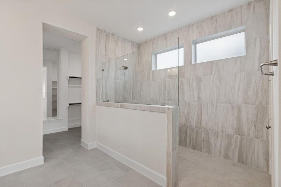 Furnished interior view inside a new home in The Highlands 55' - Encore Collection, Porter (Image 4). Furnished interior view inside a new home in The Highlands 55' - Encore Collection, Porter (Image 4).