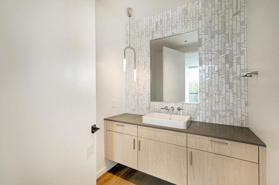 Powder Bath