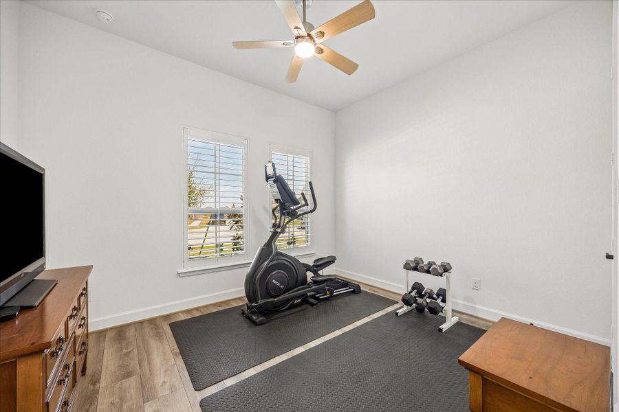 Secondary front bedroom