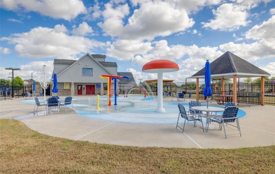Discover Canterra Creek's premier amenities, featuring a pool, splash pad, and versatile recreational facilities. Discover Canterra Creek's premier amenities, featuring a pool, splash pad, and versatile recreational facilities.
