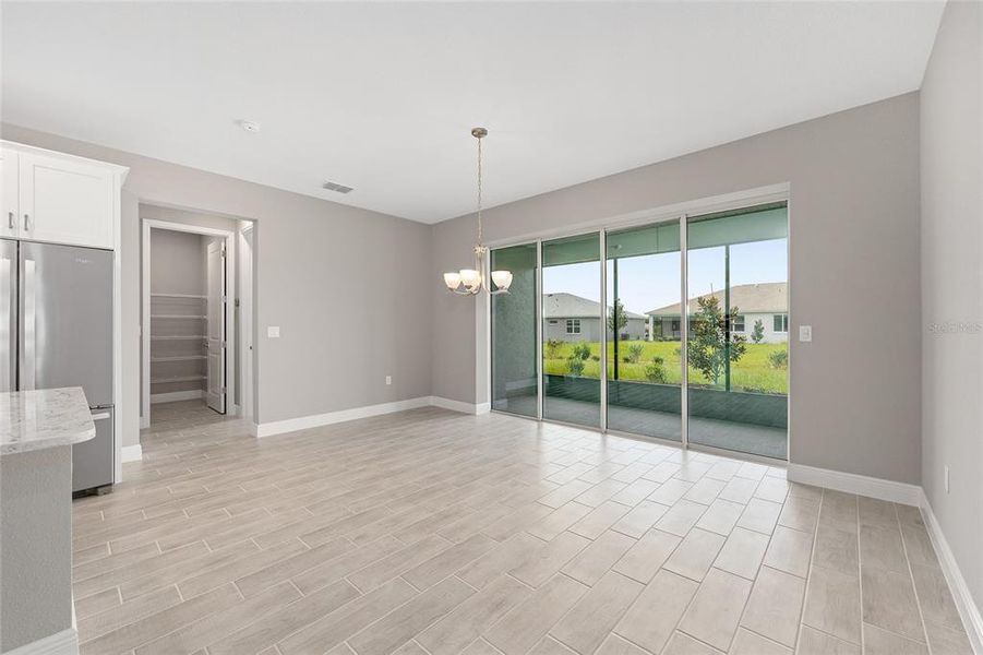 Spacious, unfurnished interior of a new home in , Ocala (Image 27).