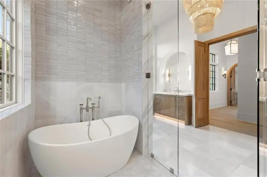 Furnished interior view inside a new home in , Alpharetta (Image 16).