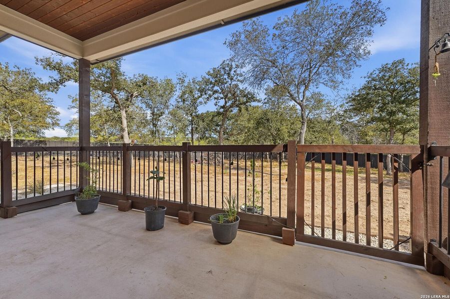 Exterior details and patio area of a home in , La Vernia (Image 23).