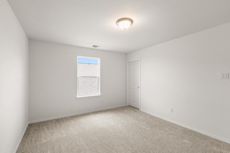 Spacious, unfurnished interior of a new home in Salerno - Classic Collection, Round Rock (Image 23).