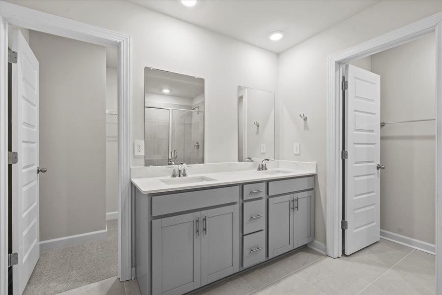 Furnished interior view inside a new home in Cedar Shoals – Heritage Collection, Piedmont (Image 9).