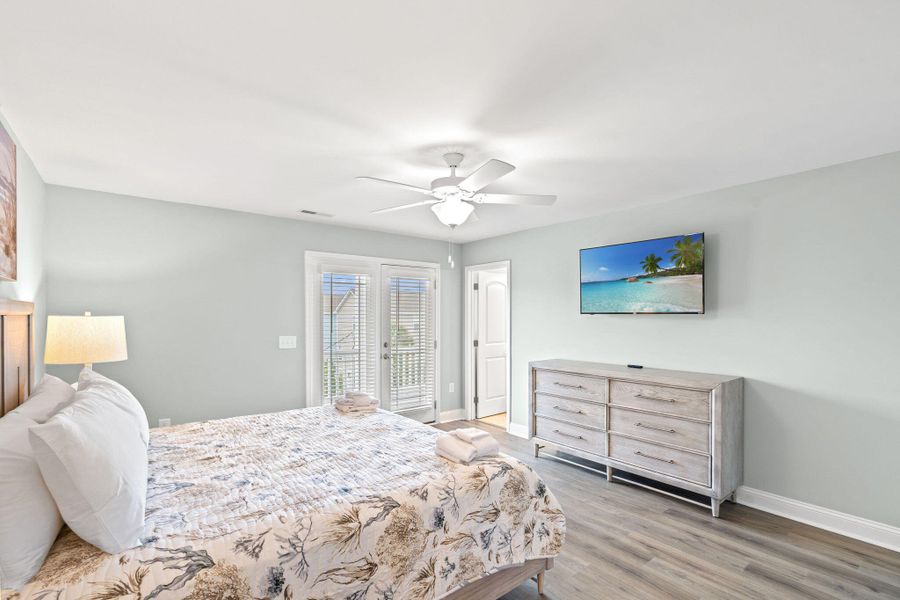 Furnished interior view inside a new home in , Surfside Beach (Image 30).